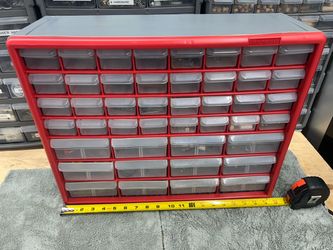 LARGE MULTI PURPOSE HARDWARE ORGANIZER (MISC HARDWARE INCLUDED)