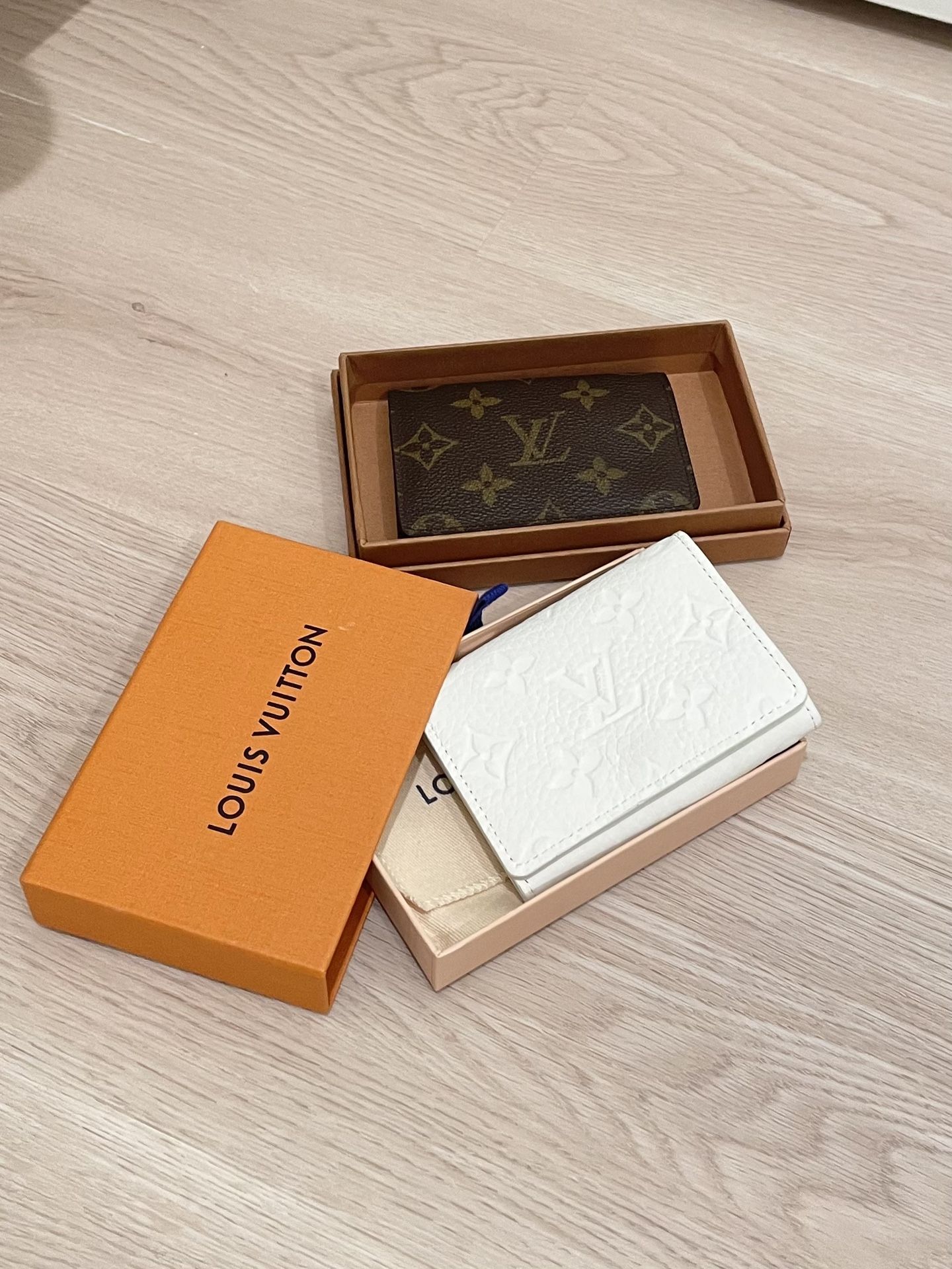 Louis Vuitton Compact Coin Purse in White Monogram Empreinte β With Box & Dust Bag