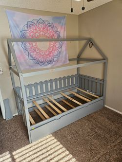 Trundle Bed