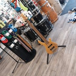 5 String Electric Bass