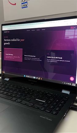 I create customized and easy-use websites