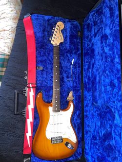 Fender American Performer Stratocaster Guitar and Fender Super Champ x2 Amplifier bundle