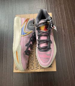Kyrie Basketball Shoes