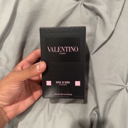Valentino Cologne 