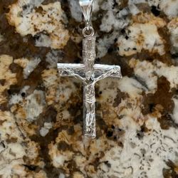 Silver Cross Pendant 