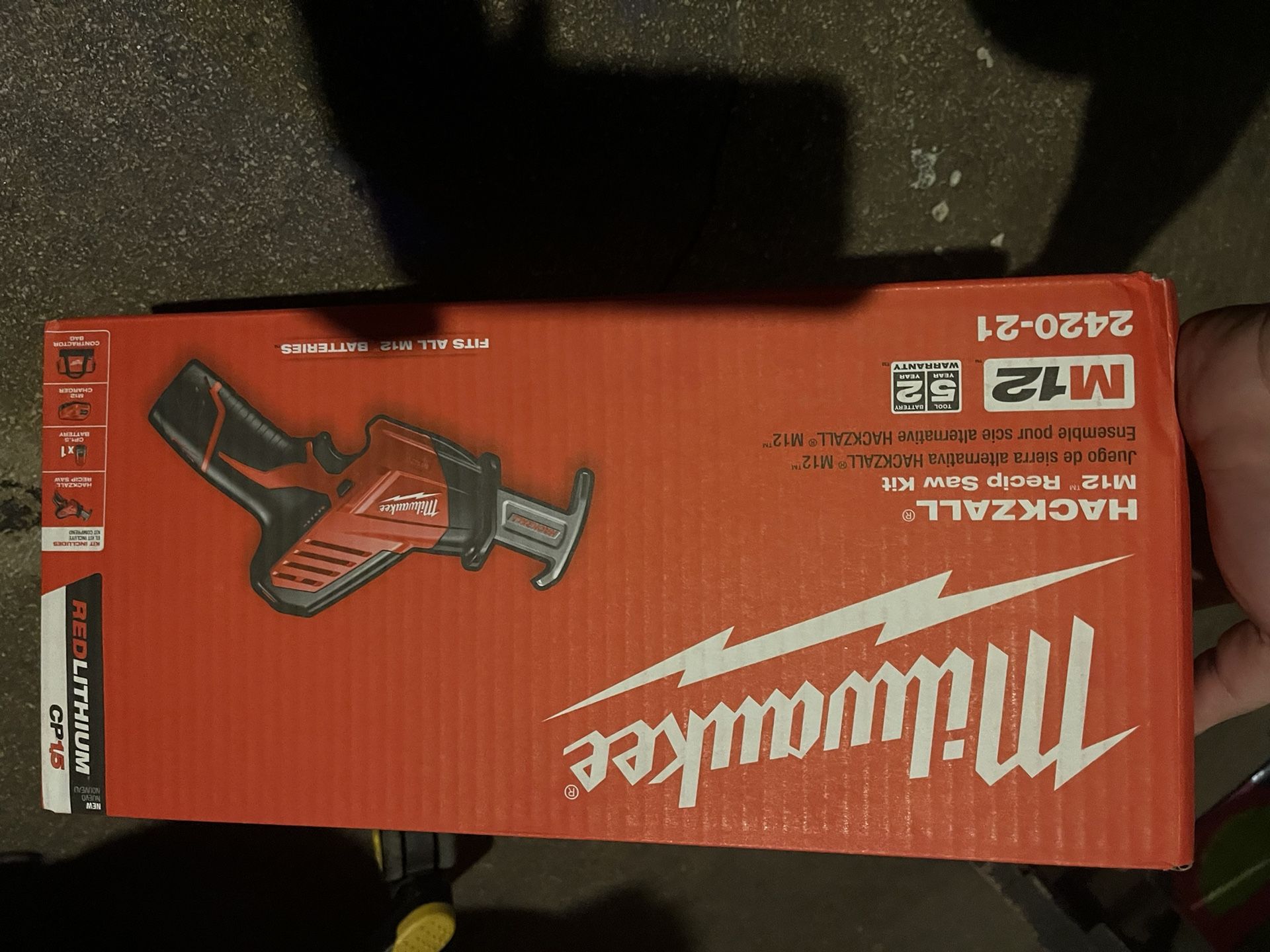 Milwaukee M12