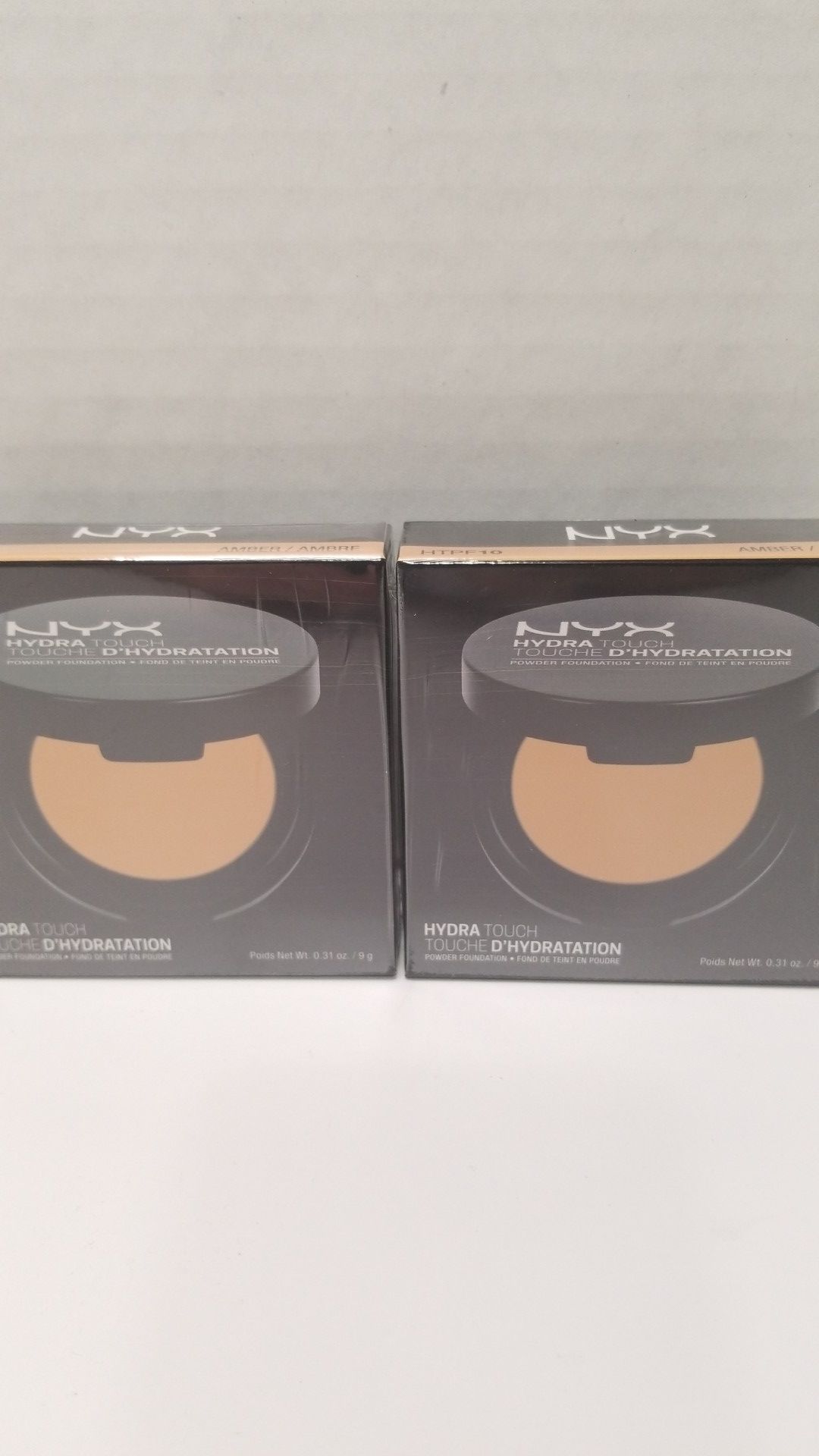 Nyx hydra touch powder foundation amber