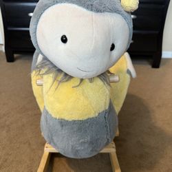 Joyrides Soft Landing Rocker - Bee
