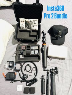 Insta360 Ace Camera Pro 2 Bundle
