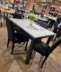 Beautiful 5-Pc Resis Dining Table Set