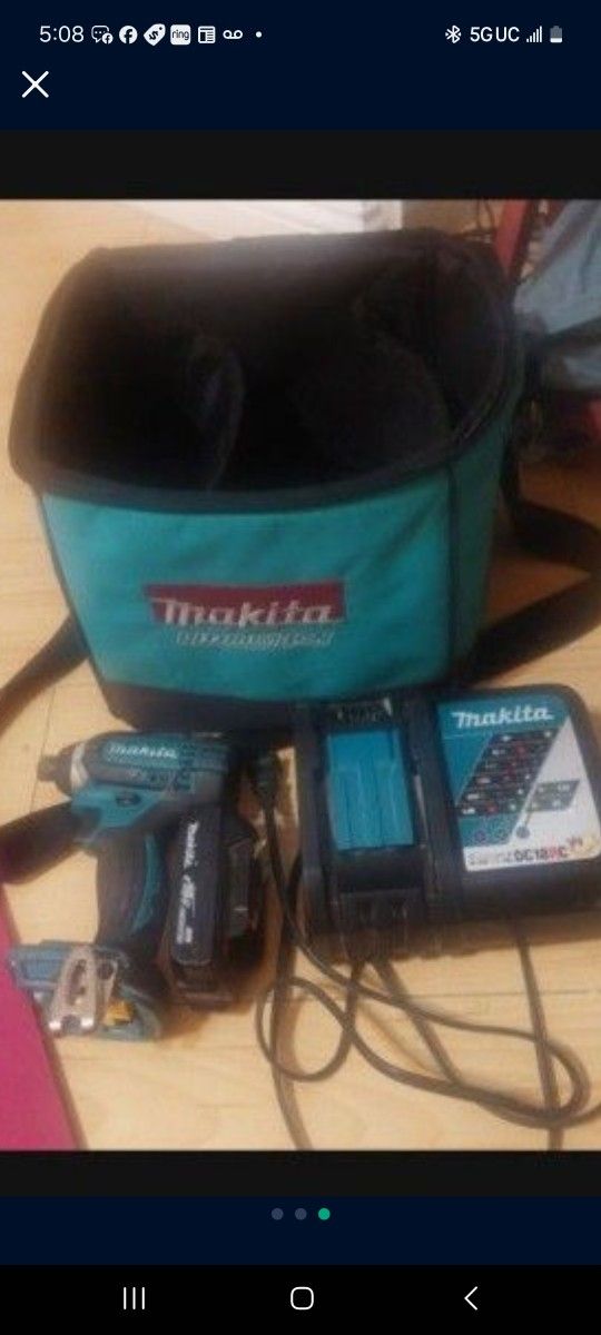 Makita Compat Drill And Charger And Bag 95.00