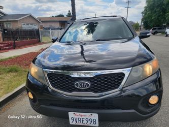 2011 Kia Sorento 4 cyl 7 seater