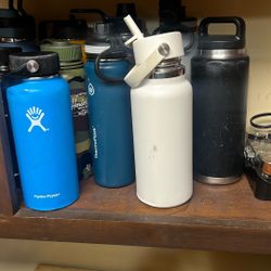 Hydro flask & Thermo Flask