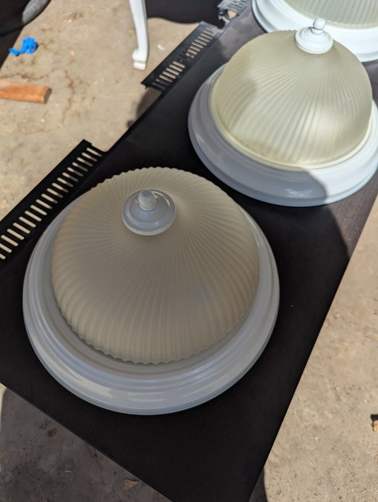 4x 11" Ceiling Lights