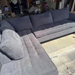 Sectional Couch 