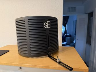 SE Vocal Recording Screen & Case