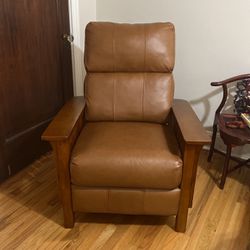 Mid century / Mission Style Reclining Lounge Chair 