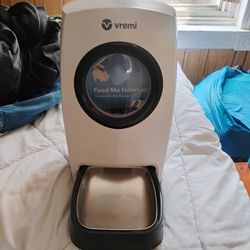 Automatic Pet Feeder 