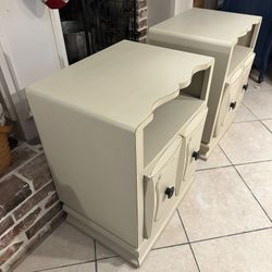 Beautiful Refinished Vintage Nightstands / Side Tables