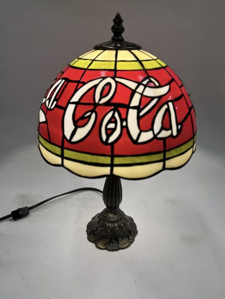 Vintage 15" Coca Cola Tiffany Style Plastic Stained Glass Shade Table Lamp