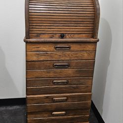 Cabinet/ Rolladesk