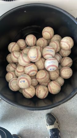 2 Dozen Used Mibl And MLB Rawlings Leather Baseballs While They Last