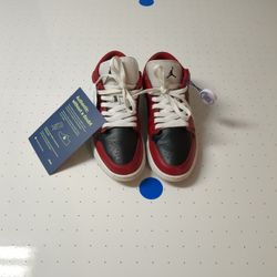 Jordan 1 low Chicago flip 