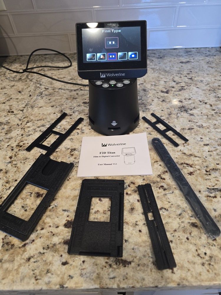 Film/slide To Digital Converter ( Wolverine - F2d Titan)... Used Very Little, Like New!