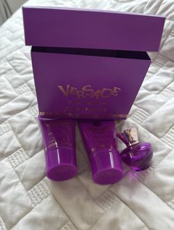 Versace Women’s Gift Set
