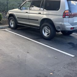 2001 Mitsubishi Montero Sport LS — Clean Title — Tow Required