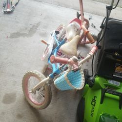 2 Small Kids Bikes