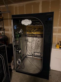 AC Infinity Indoor Grow Tent Setup