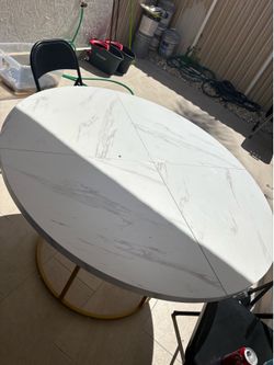 Dining table marble style