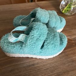 UGG Women’s  Fluffita Tide Pool Teal Slippers Size 7
