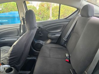 20014 Nissan versa