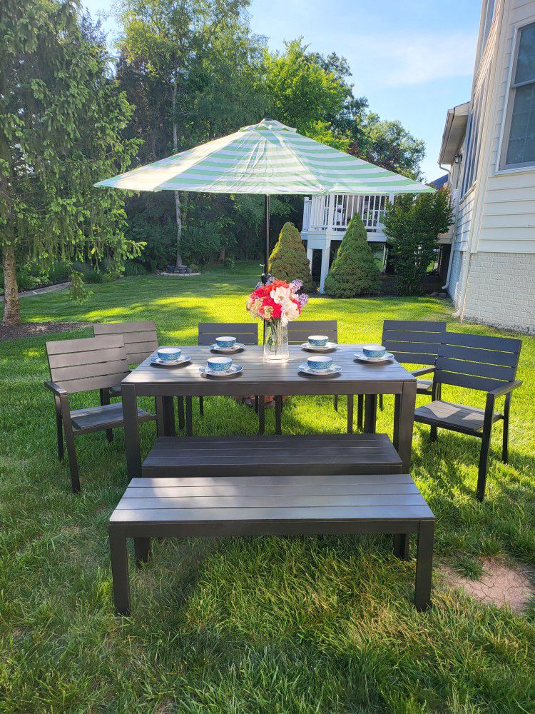 Outdoor Dining Set