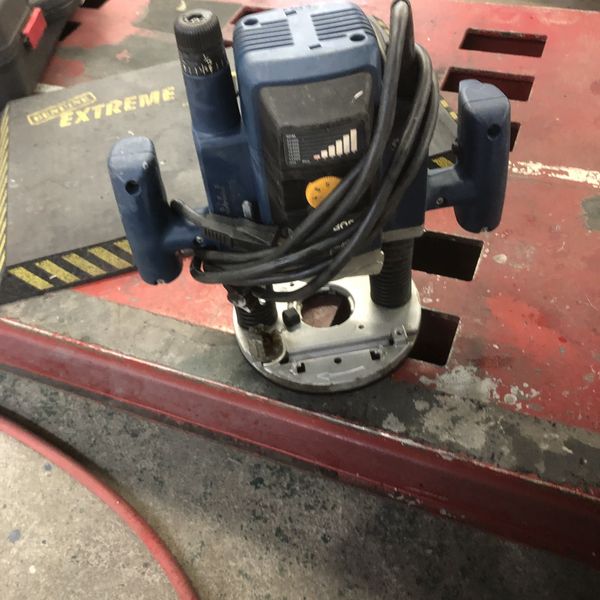 Bosch 1613evs Router for Sale in Portland, OR OfferUp