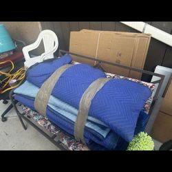 moving blankets