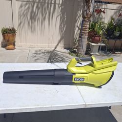 Ryobi 40V 550 CFM Leaf Blower (Tool Only)