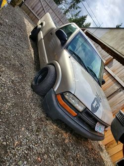 2000 Chevrolet S-10