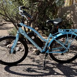 Schwinn EC1 Electric Bike and Accessories