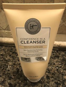 It Cosemetics Cleanser