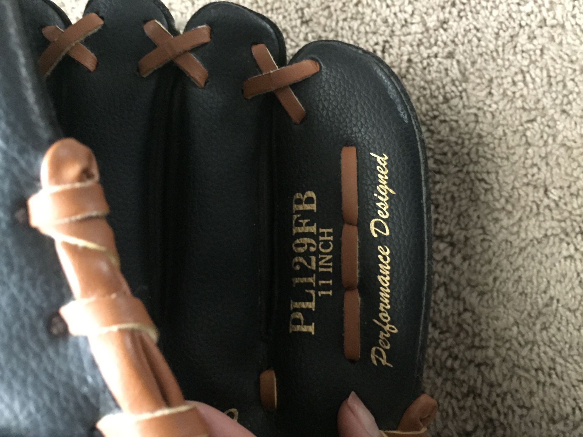 Rawlings baseball mitt