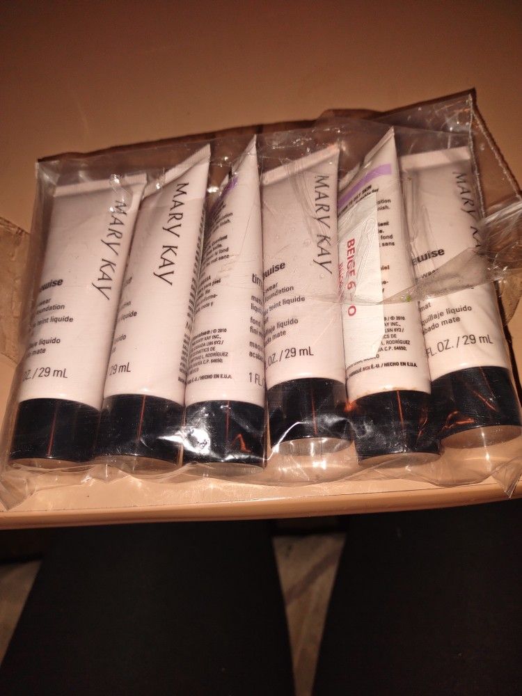 6-1.0oz. Tubes Of Mary Kay Liquid Foundations Ivory& Beige Colors