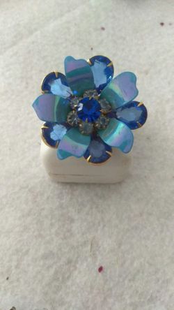 Pretty brooch blue tones