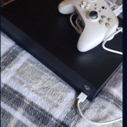 Xbox One X 