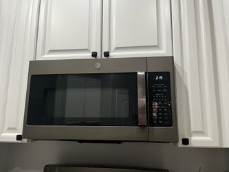 GE® 1.9 Cu. Ft. Over-the-Range Sensor Microwave Oven