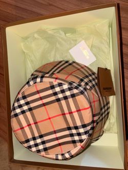 Burberry Vintage Check Cap with Box