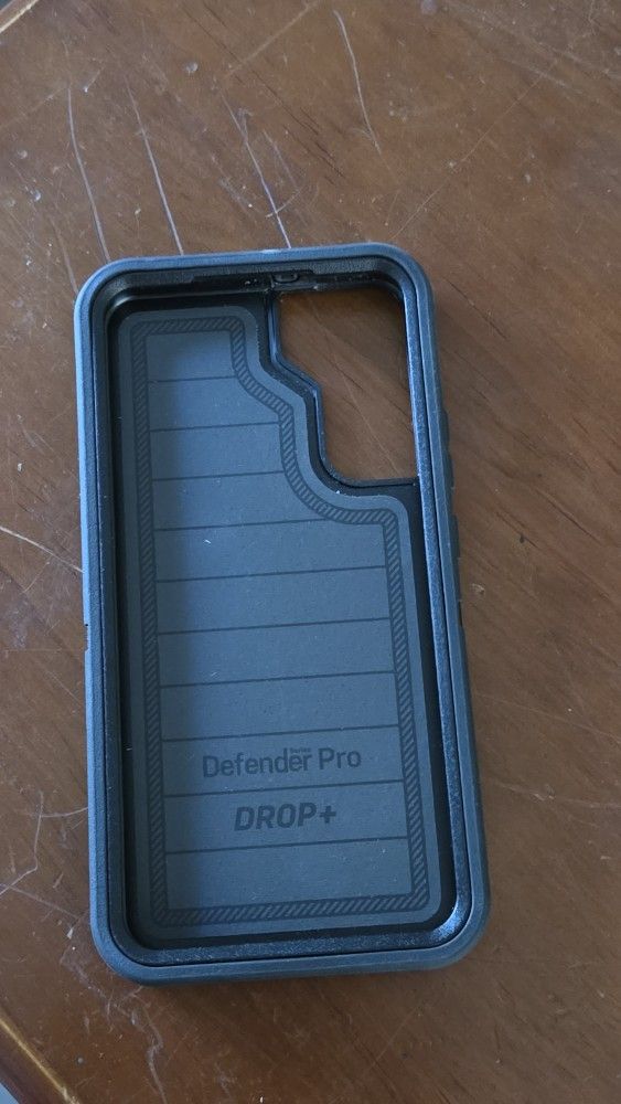 Otter Box Defender Pro For Samsung GS22+