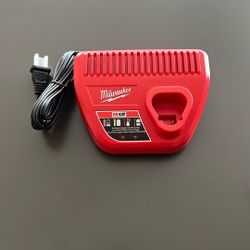 New Milwaukee M12 Battery Charger 